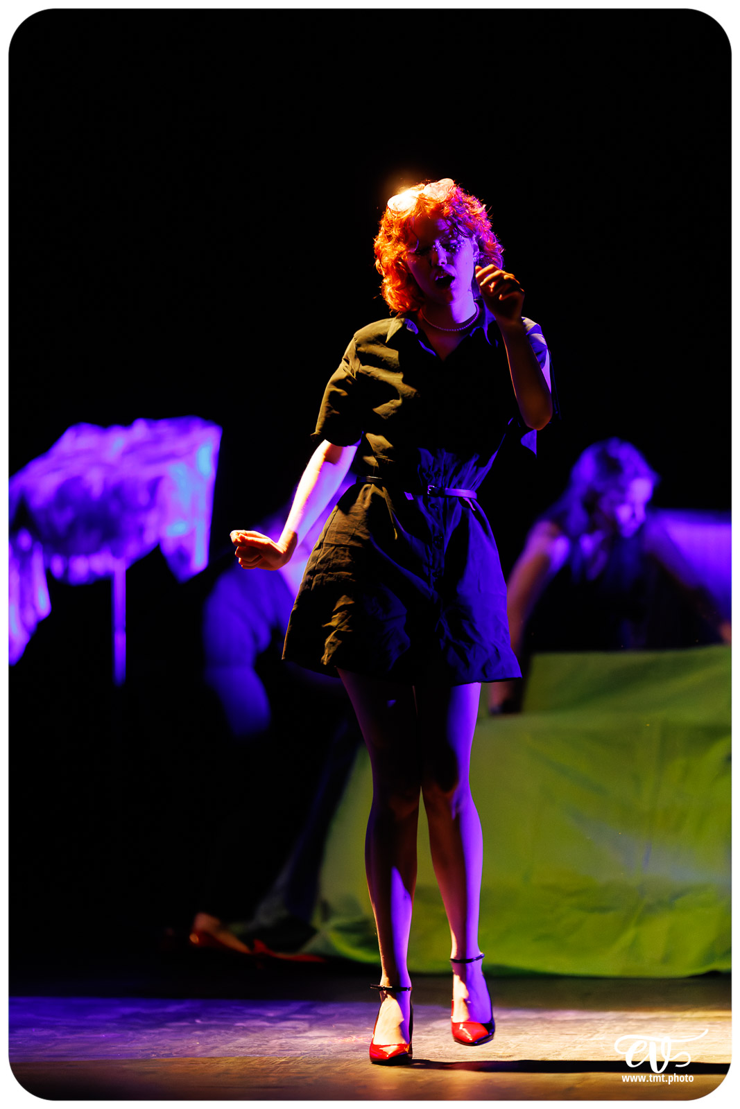 BLANCHE-NEIGE FOUTUE FORET